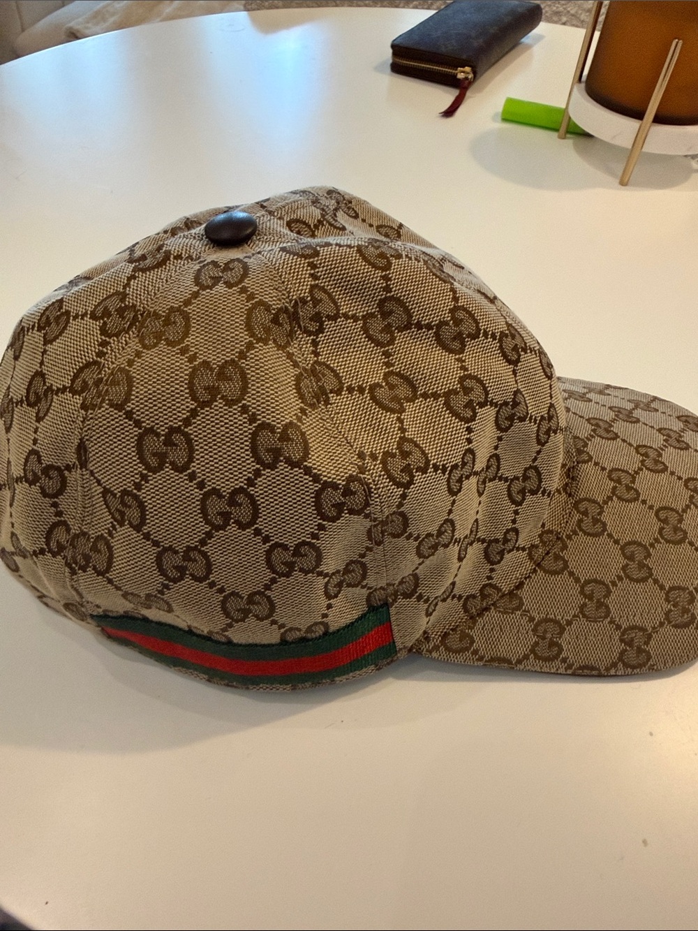 Gucci hat - Picture 2 of 4